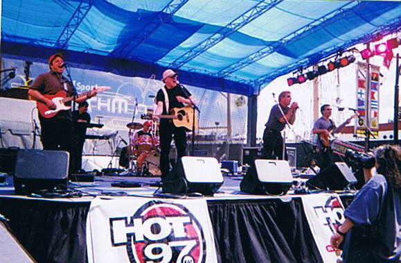Loaded performing on the Hot 97 festival stage